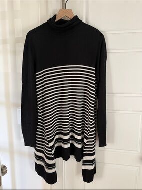 Apt. 9 Black and White Striped Turtleneck Sweater